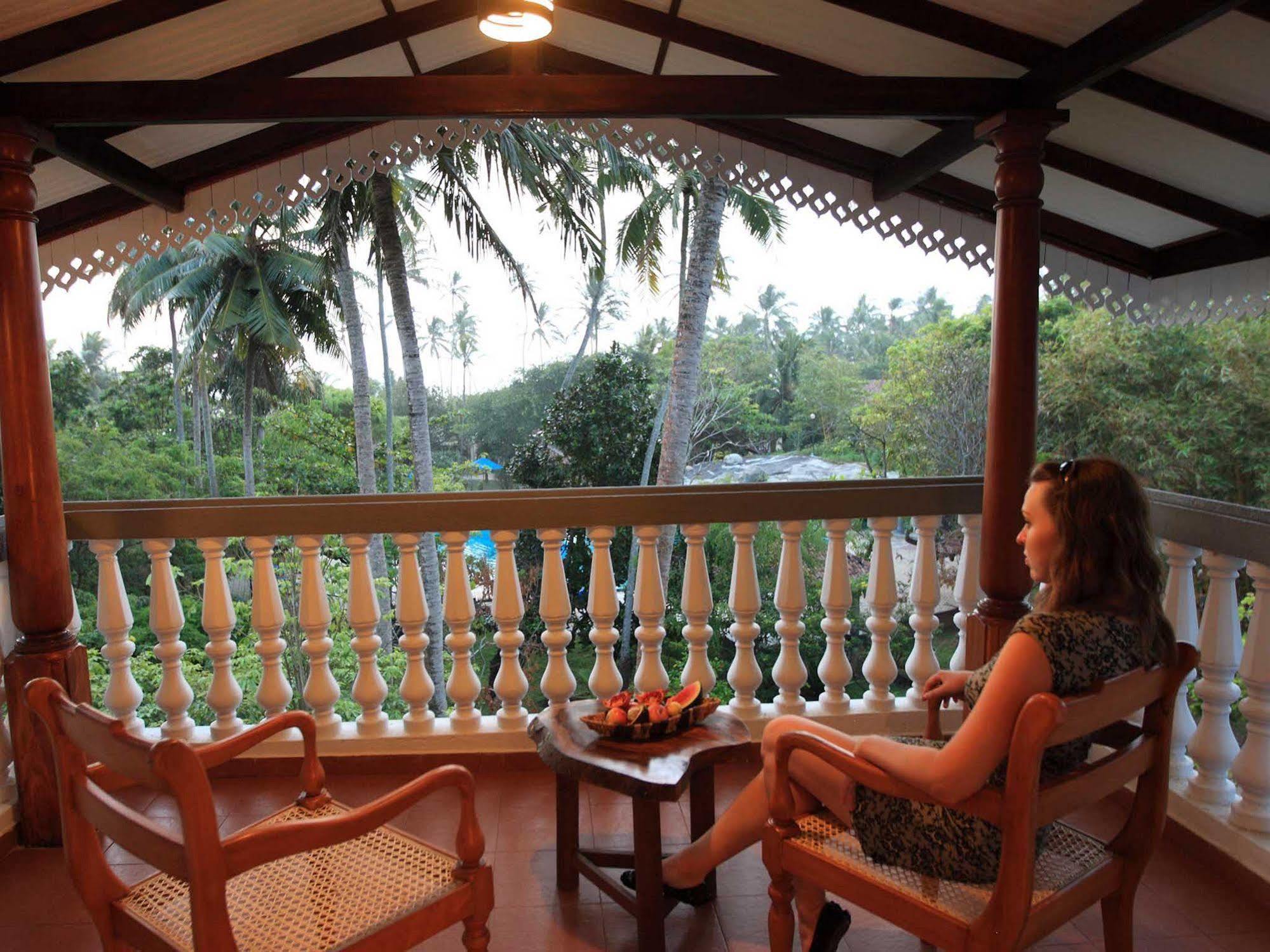 Siddhalepa Ayurveda Resort - All Meals, Ayurveda Treatment And Yoga Wadduwa Bagian luar foto